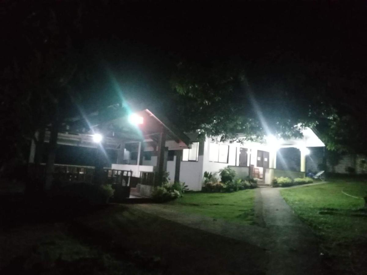 Balai Mariacaria Pension House Guindulman Extérieur photo