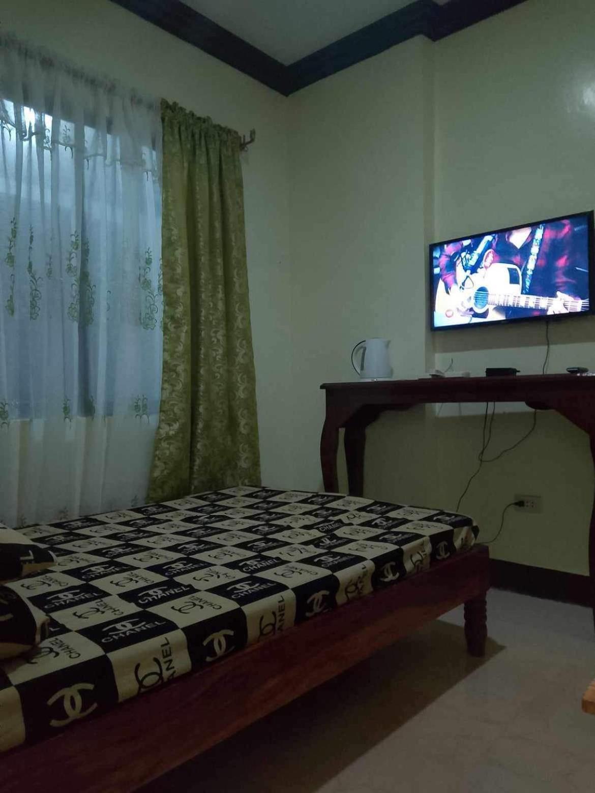 Balai Mariacaria Pension House Guindulman Extérieur photo